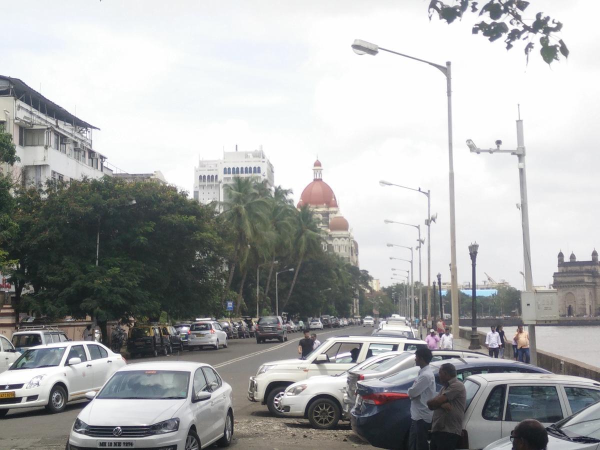 Strand Hotel, Colaba Mumbai Exteriör bild