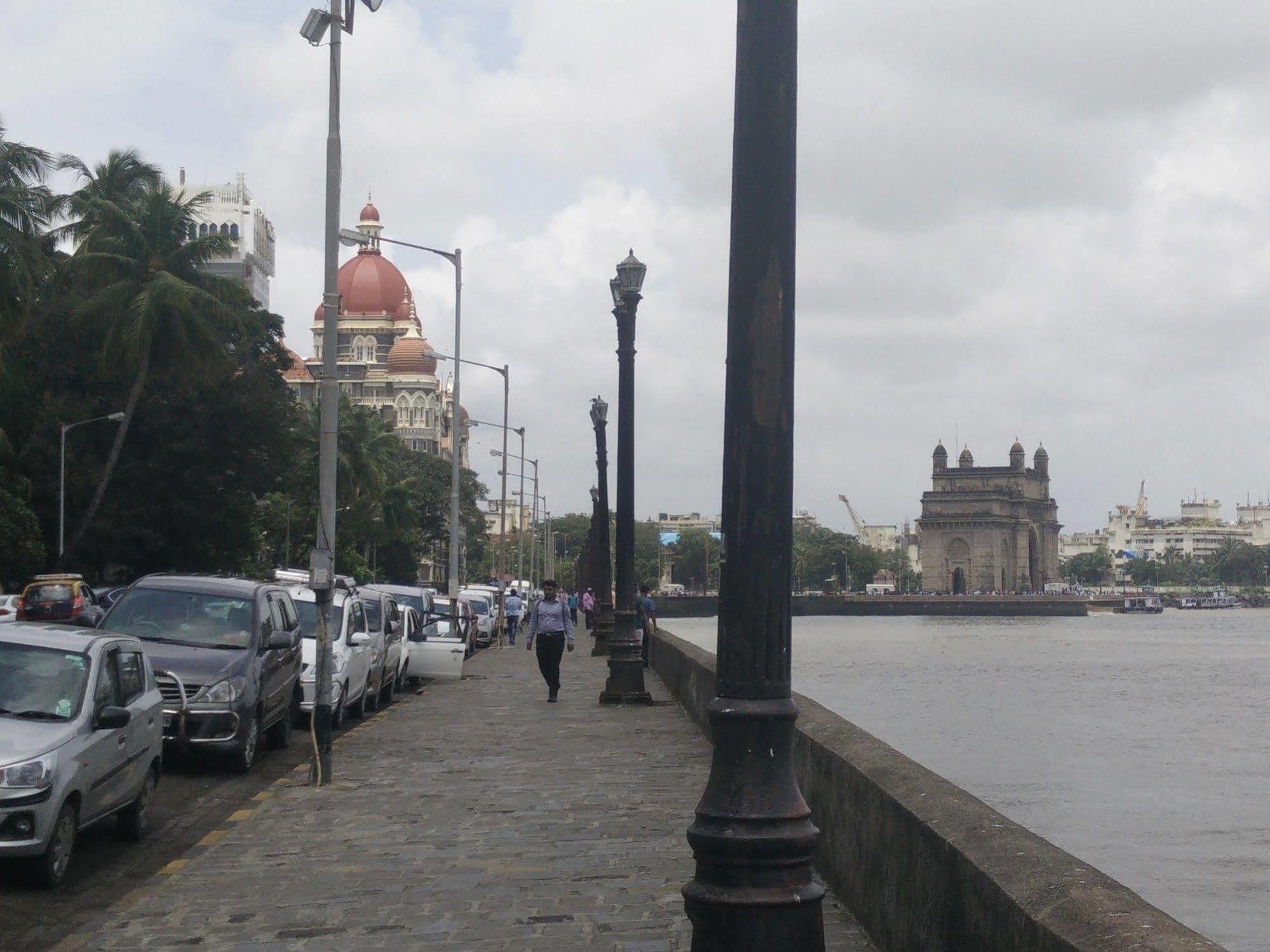 Strand Hotel, Colaba Mumbai Exteriör bild