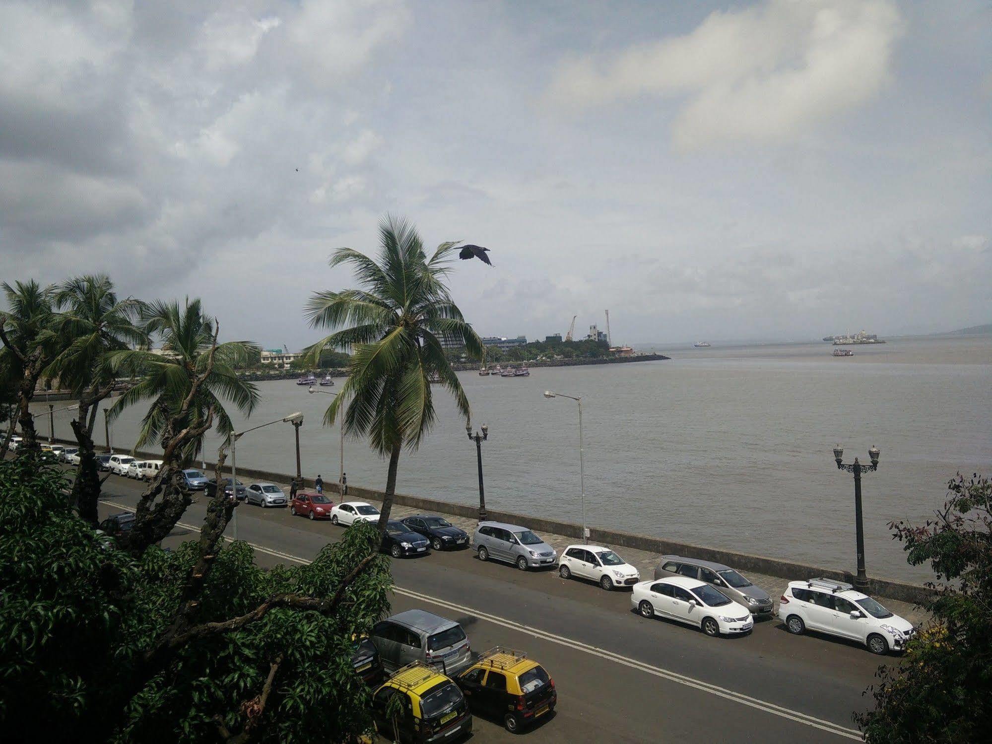 Strand Hotel, Colaba Mumbai Exteriör bild
